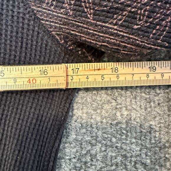 Lucky Brand Shirt Womens Large Vintage Henley Black Embroidered Knit Y2K Japan - Picture 5 of 8